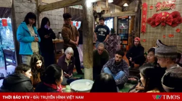 طقوس نار المخيم.. سياح سابا يشاركون في احتفالات عيد تيت الفيتنامي التقليدية